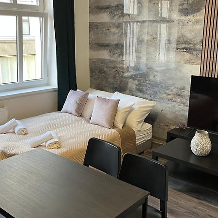 Downtown Boutique Apartments Liberec Esterno foto