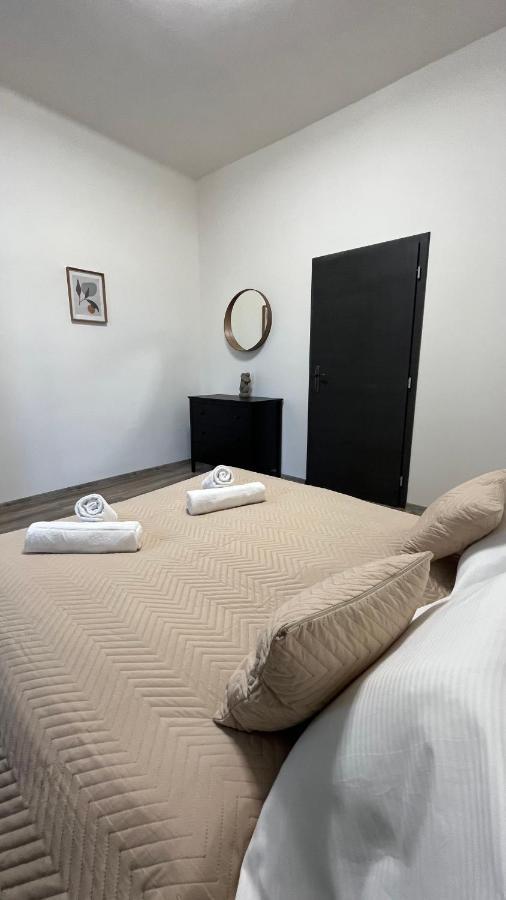 Downtown Boutique Apartments Liberec Esterno foto