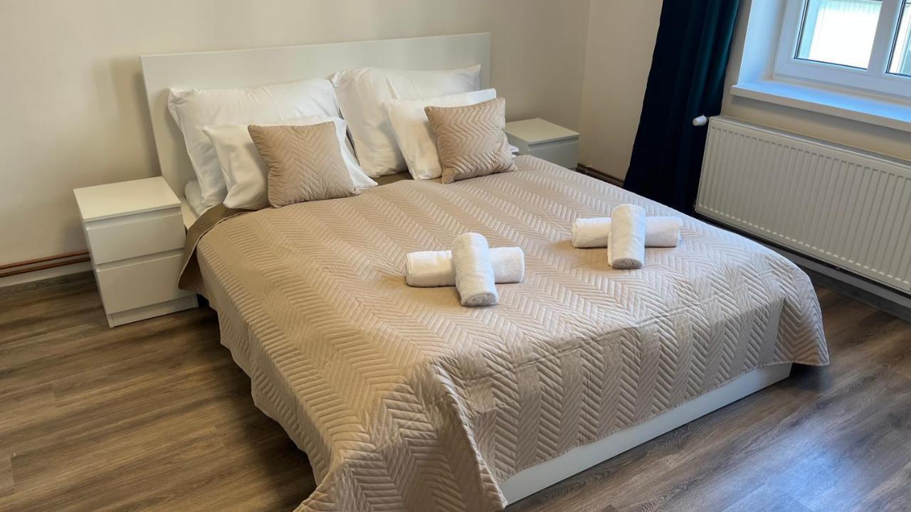 Downtown Boutique Apartments Liberec Esterno foto