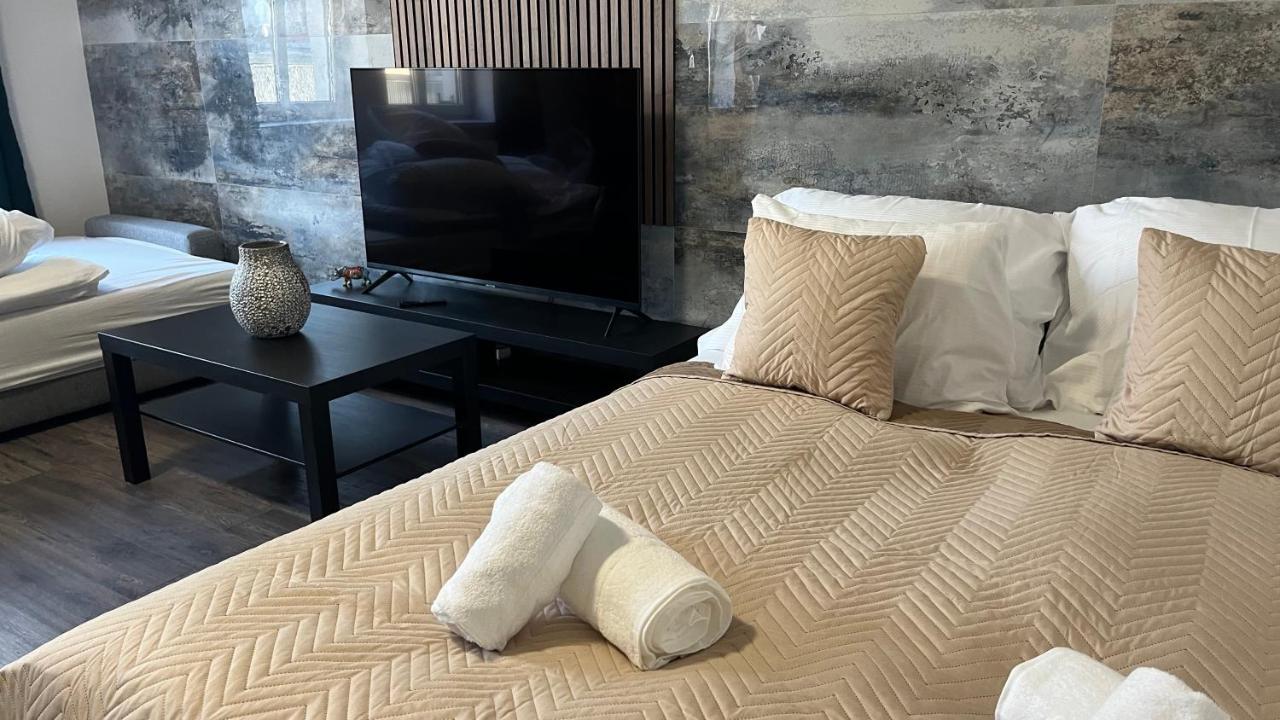 Downtown Boutique Apartments Liberec Esterno foto